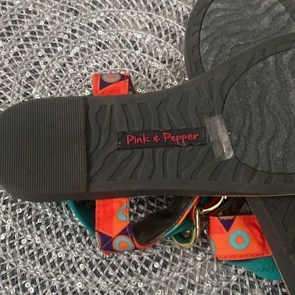 Pink and pepper beautiful sandals, new without box.7.5 - Picture 5 of 7